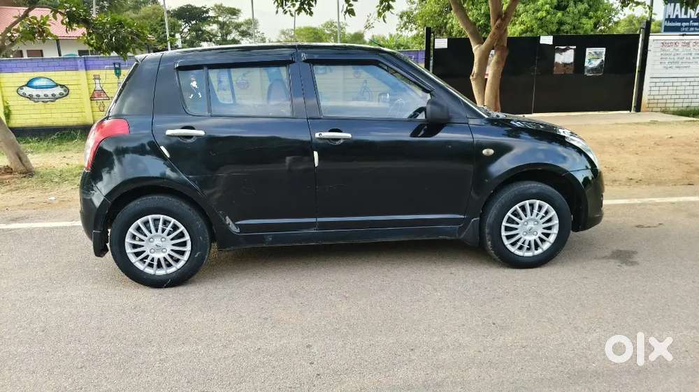 Swift Maruti Suzuki 2008