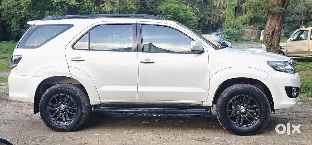 Toyota Fortuner 2015 Diesel Well Maintained