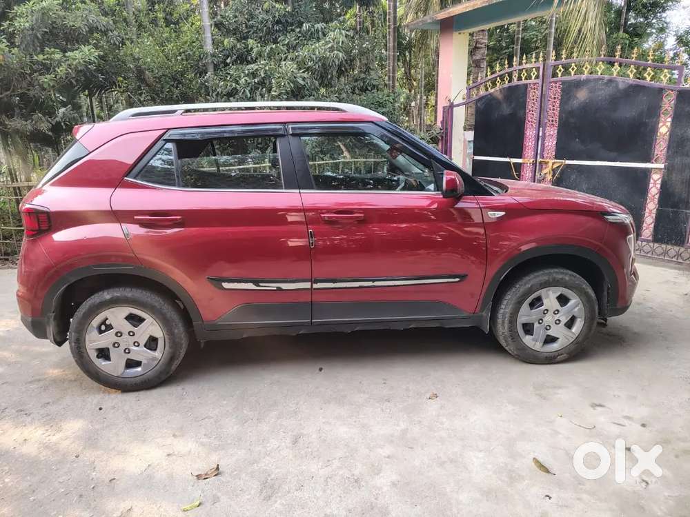 Hyundai New Venue 2021 Petrol 50000 Km Driven