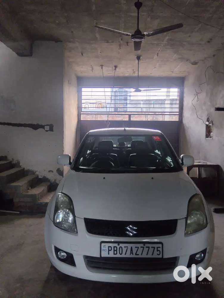 Maruti Suzuki Swift Dzire Tour 2015 Diesel 300000 Km Driven