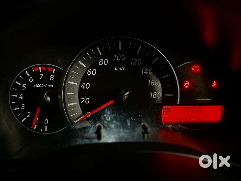 Nissan Micra Xv Cvt, 2017, Petrol