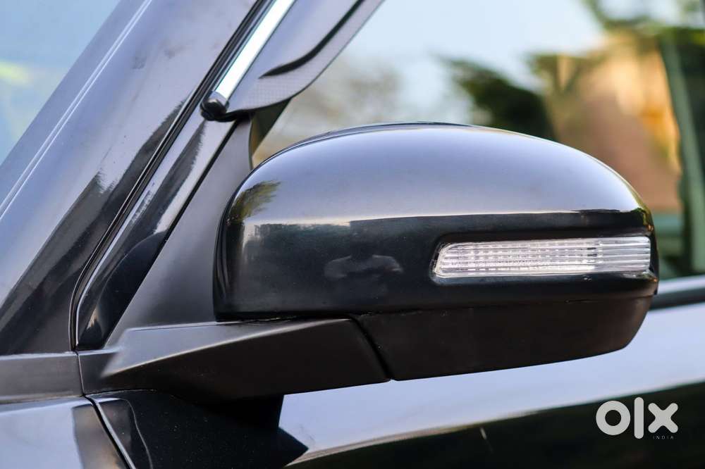 Maruti Suzuki Brezza 1.5 Vxi At Smart Hybrid, 2025, Petrol