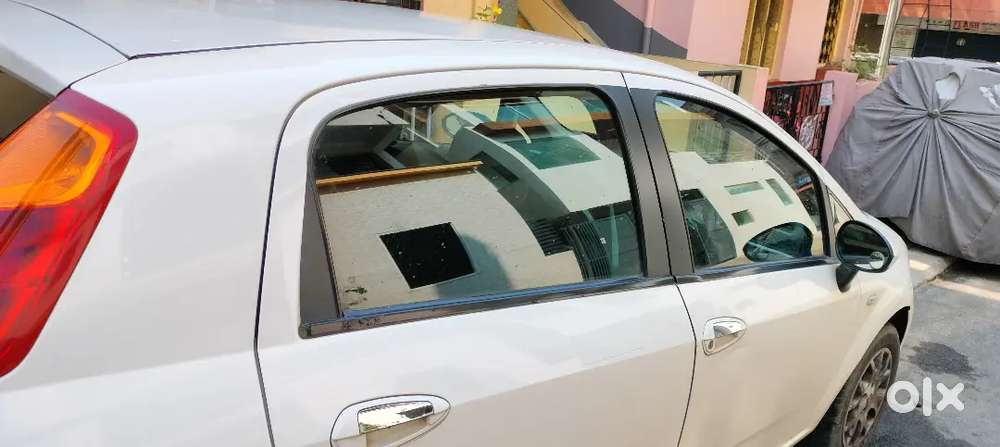 Fiat Grande Punto 2011 Diesel 101000 Km Driven