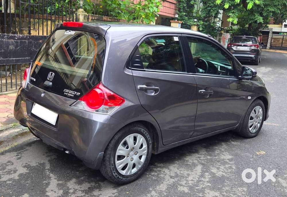 Honda Brio S (o) Mt, 2018, Petrol