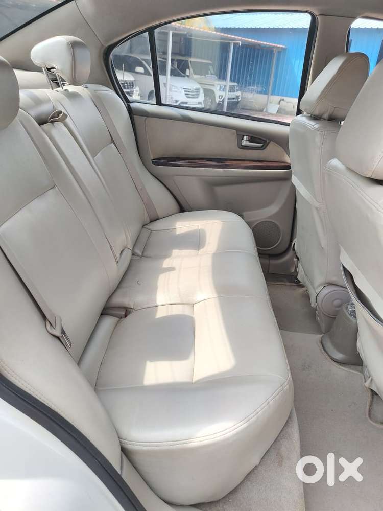 Maruti Suzuki Sx4, 2010, Petrol