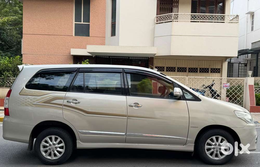 Toyota Innova 2.5 Z Diesel 7 Seater, 2014, Diesel