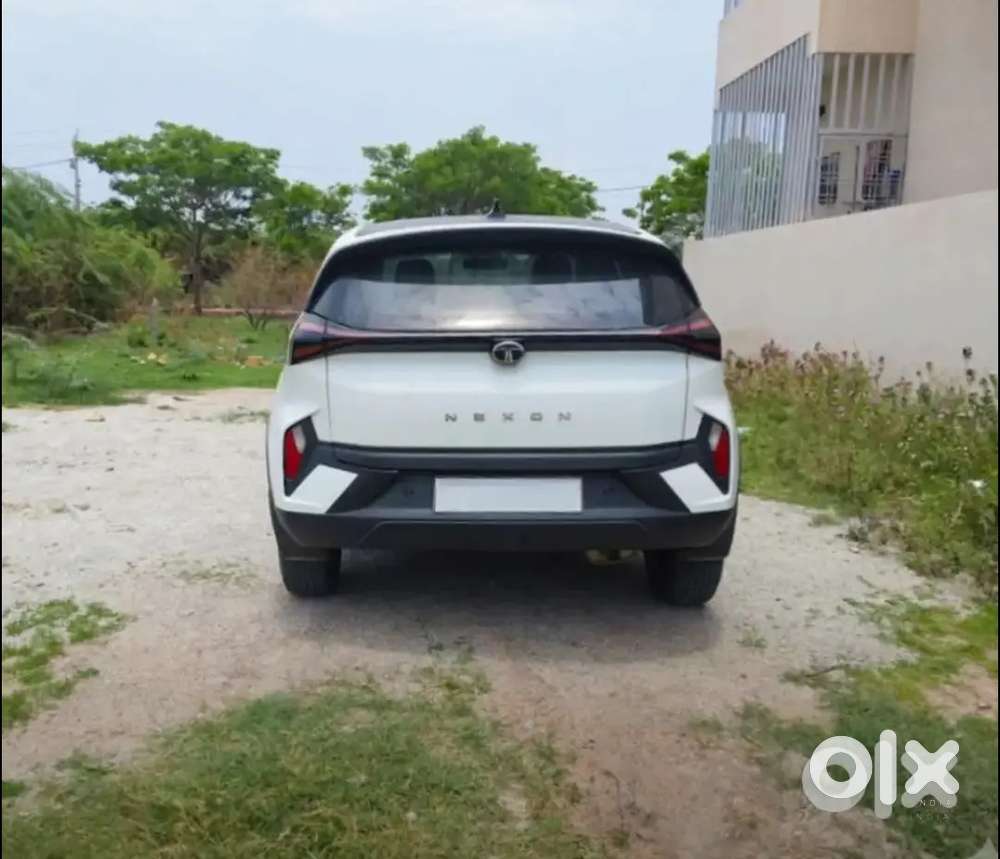 Tata Nexon Smart Plus 2024