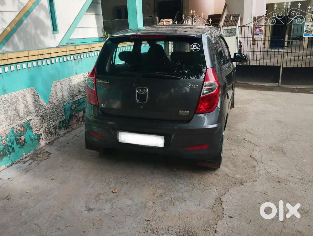 Hyundai I10 Asta 2012 Petrol Top End Model  60600 Km Driven