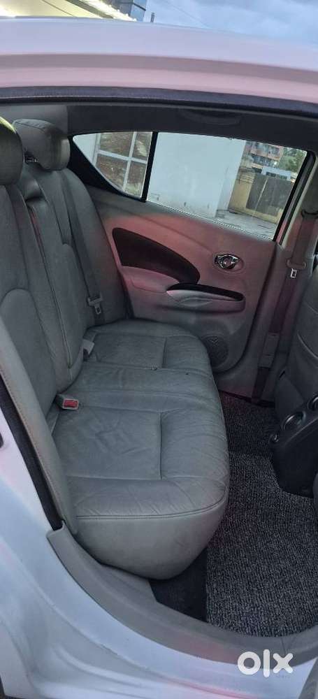 Nissan Sunny Special Edition, 2015, Petrol