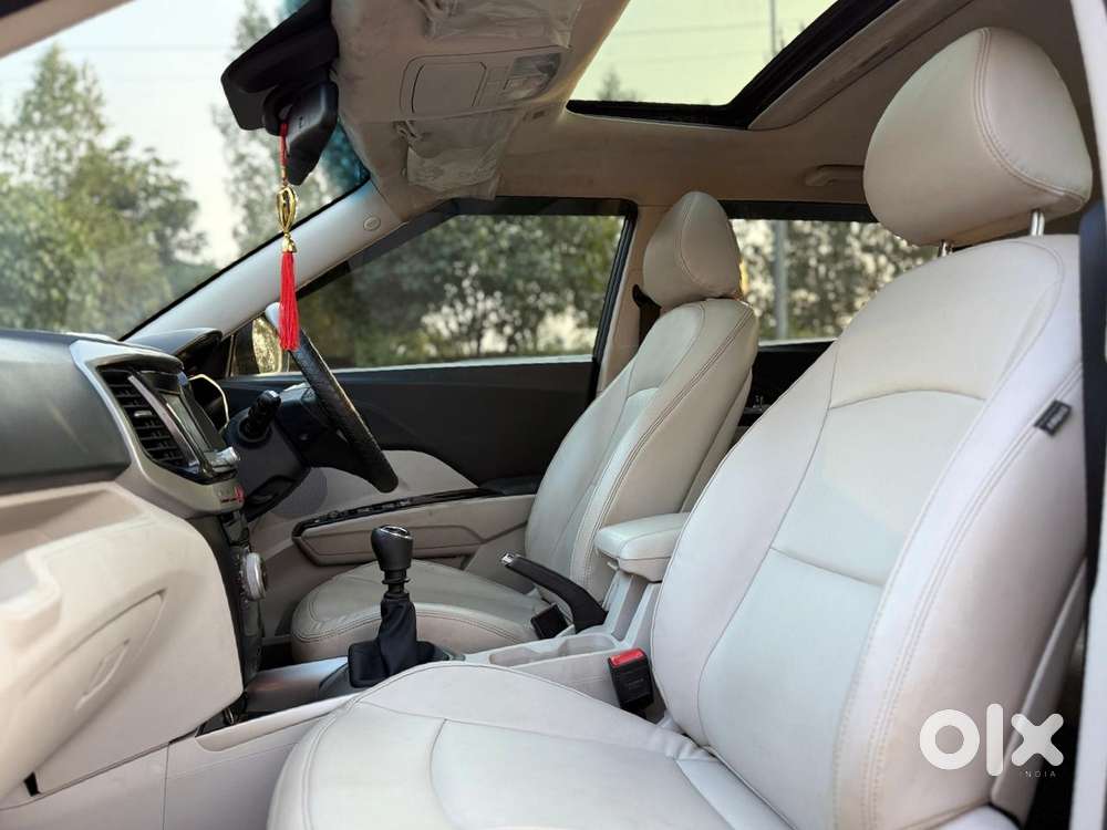 Mahindra Xuv300 W8 Option, 2022