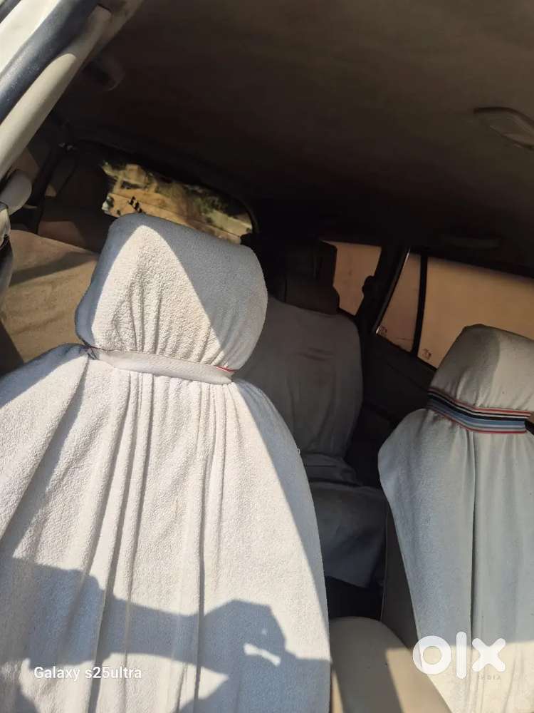 Toyota Innova 2015 Diesel 150000 Km Driven