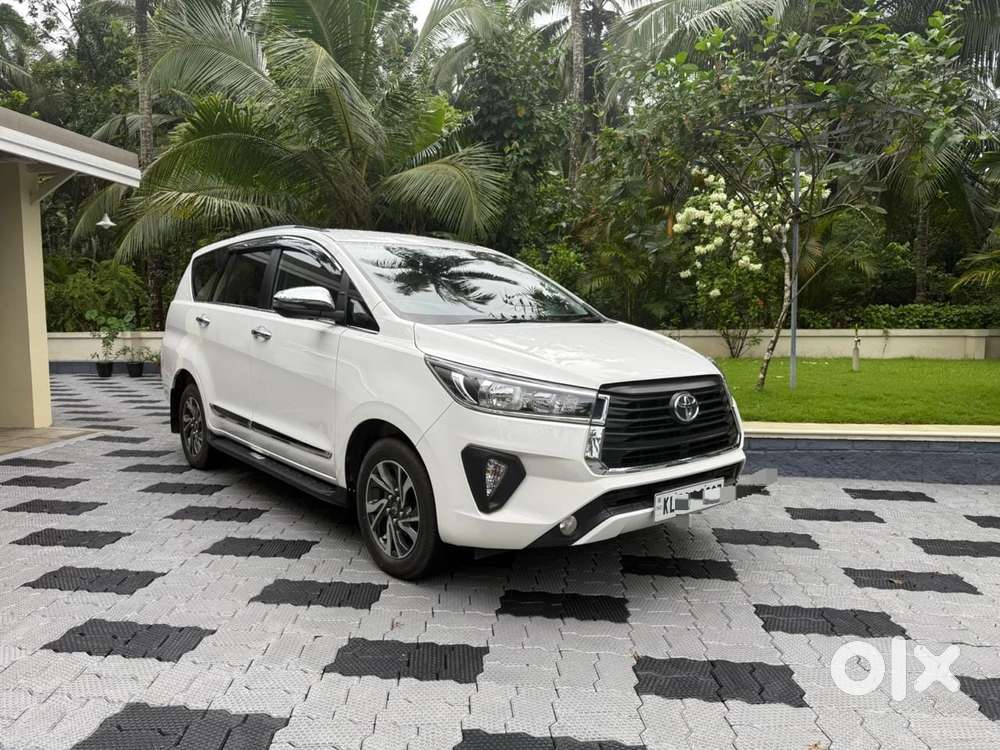 Toyota Innova Crysta 2.4 Gx Limited Edition 7 Str, 2022, Diesel