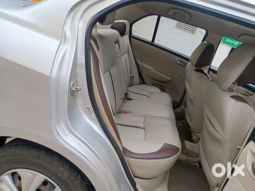 Maruti Suzuki Swift Dzire 1.2 Vxi Bsiv, 2014, Petrol