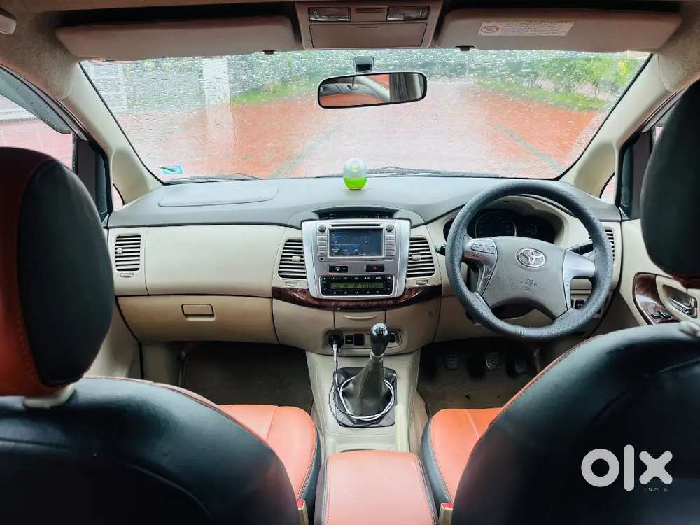 Toyota Innova 2.5 Vx 2014