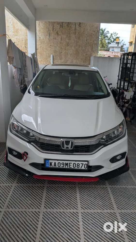 Honda City 1.5 Zx Petrol 2018, Fully Showroom Maintenance And History