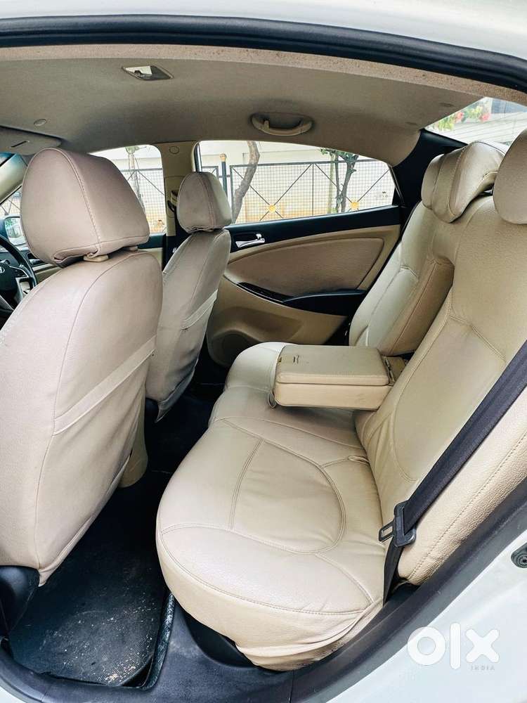 Hyundai Verna Crdi Vgt Sx 1.5, 2012, Diesel