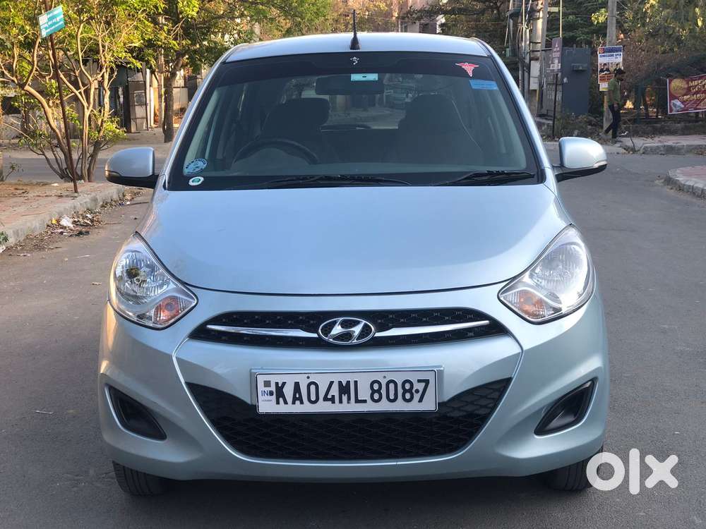 Hyundai I10 Sportz At, 2013, Petrol