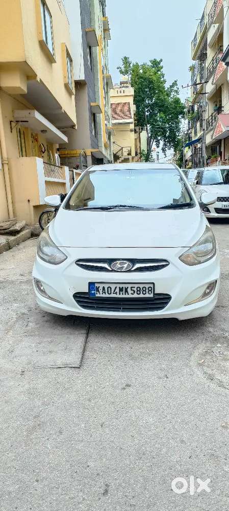Hyundai Verna 1.6 Crdi 2012