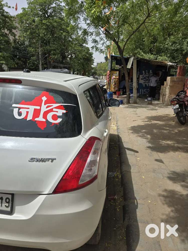 Maruti Suzuki Swift 2015 Petrol 103424 Km Driven