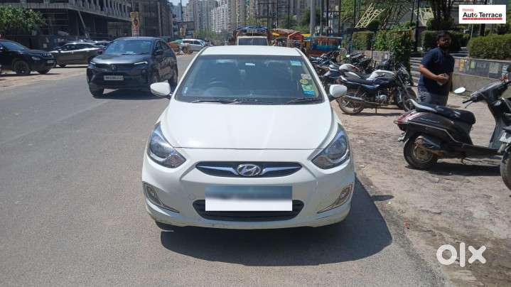 Hyundai Verna 2016-2017 1.6 Vtvt At Sx, 2011, Petrol
