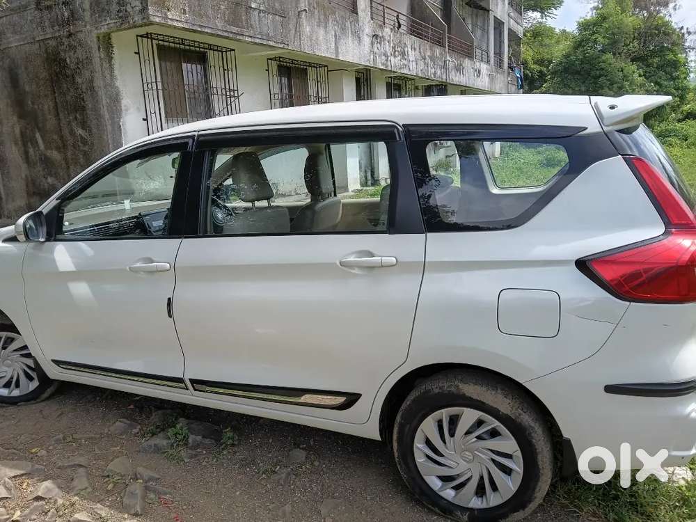 Maruti Suzuki Ertiga Vxi 2024
