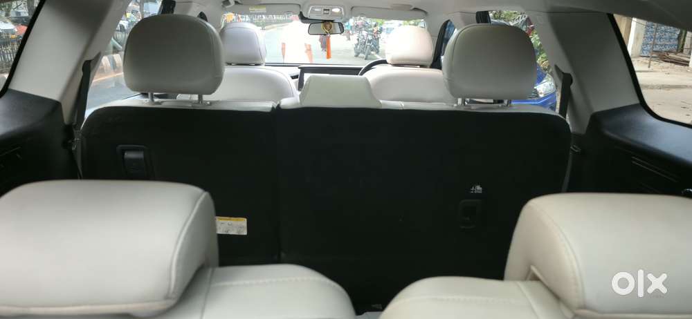 Mahindra Xuv700 2.2 Ax 7 Diesel Mt Luxury Pack Str, 2022, Diesel