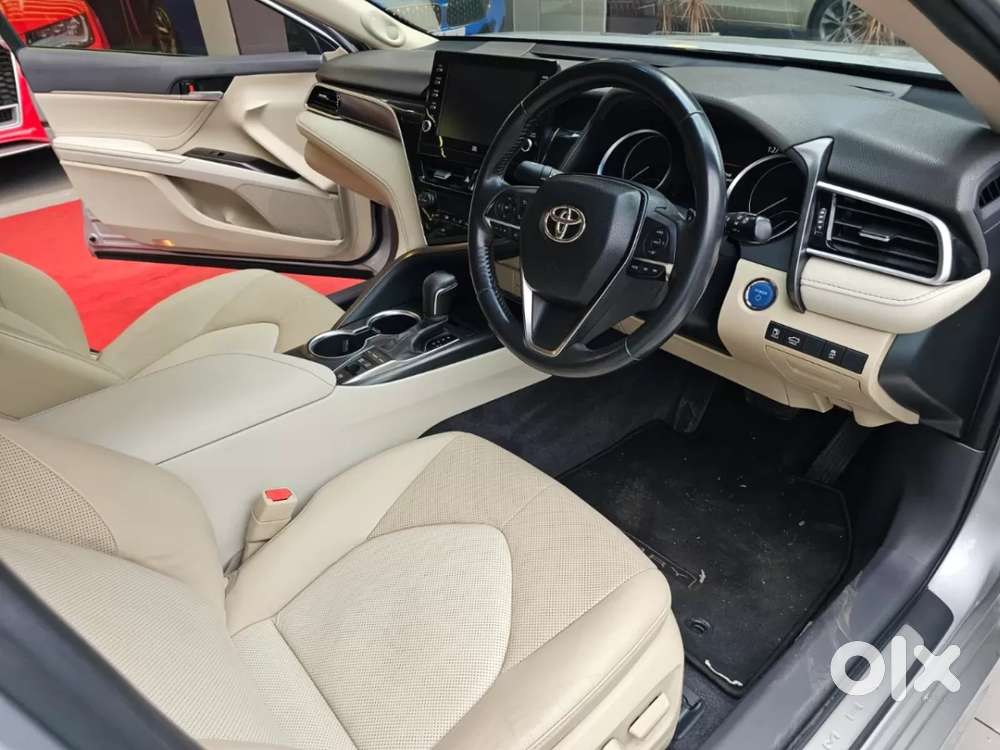 Toyota Camry Hybrid, 2022, Petrol