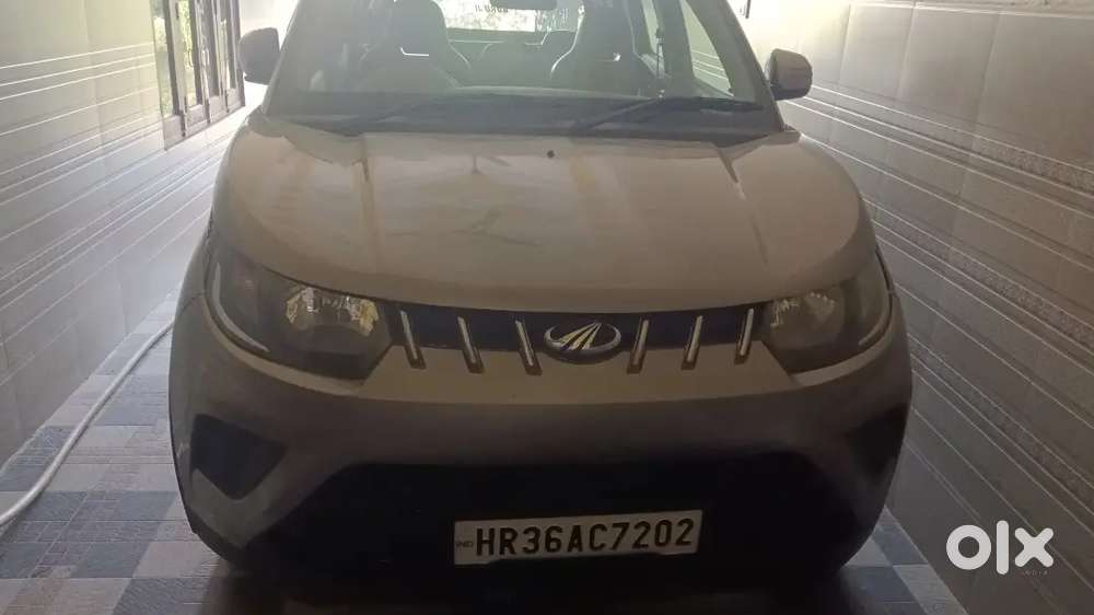 Mahindra Kuv 100 2018 Petrol