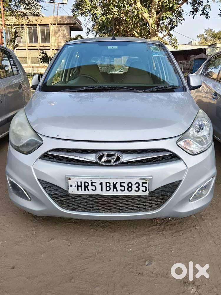 Hyundai I10 Sportz, 2016, Petrol