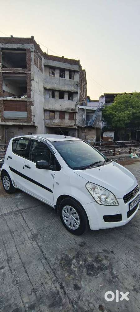 Maruti Suzuki Ritz Vxi, 2011, Petrol