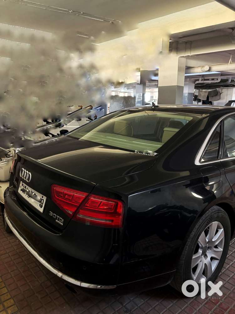 Audi A8 Luxury Sedan  Excellent Condition  2nd Owner