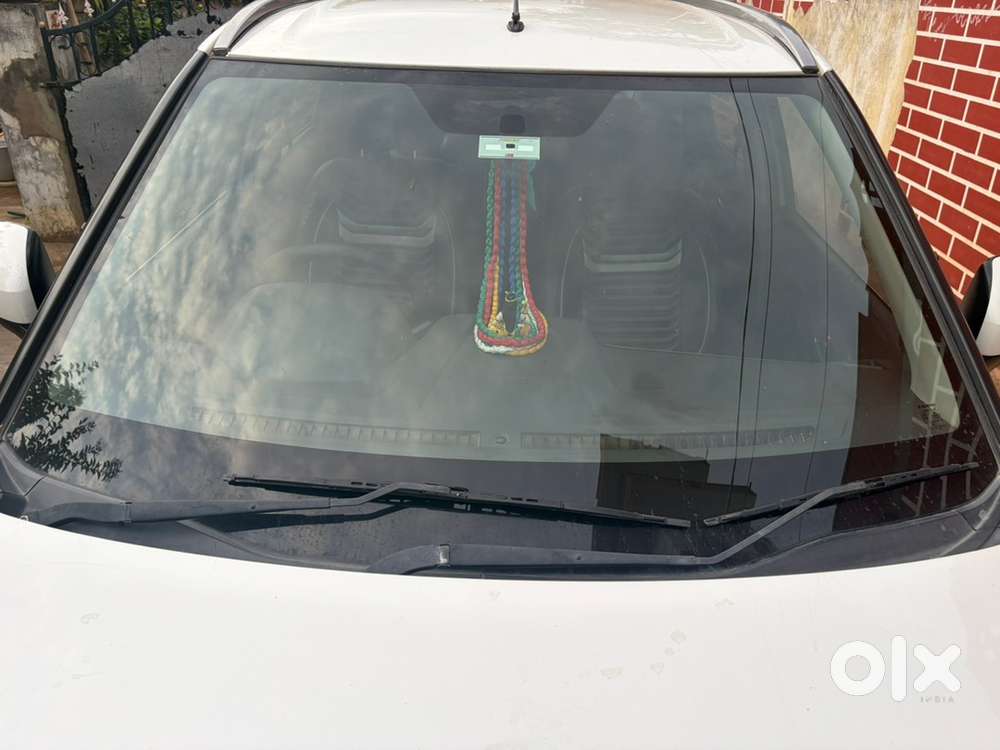 Maruti Suzuki Brezza 2016