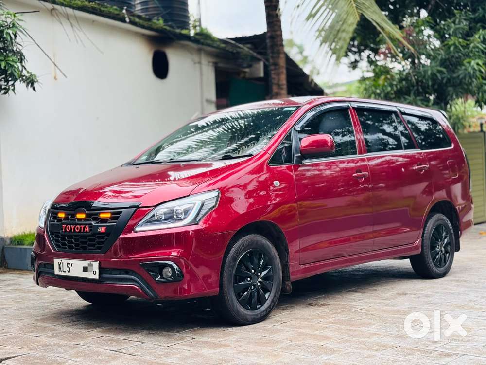 Toyota Innova 2.5 G (diesel) 7 Seater Bs Iv, 2012, Diesel