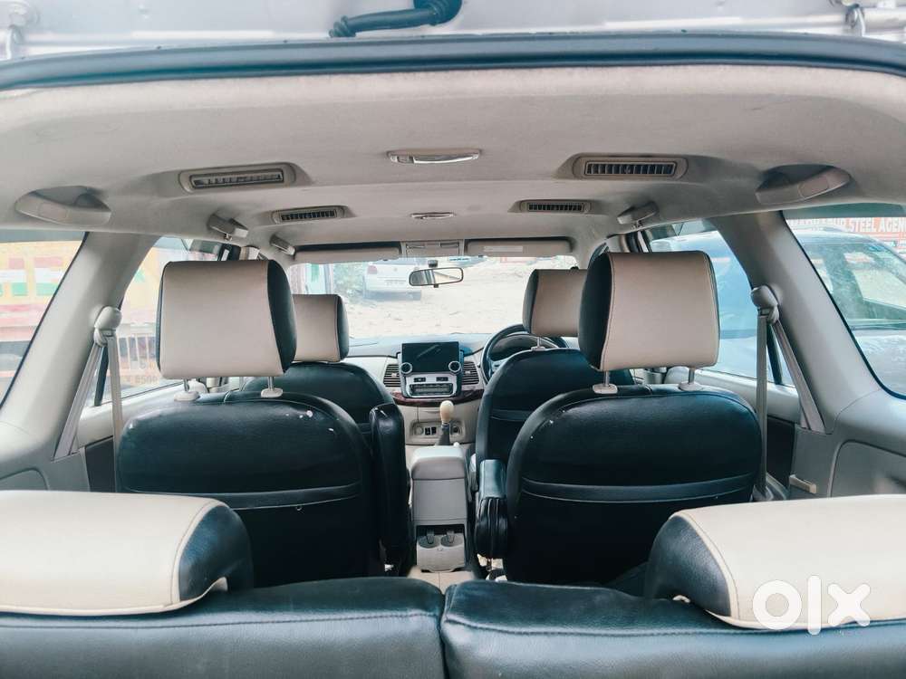 Toyota Innova 2.5 V 7 Str, 2012, Diesel