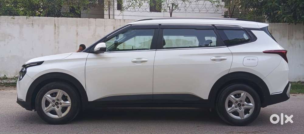 Kia Carens 1.5 Prestige 7 Str, 2023, Petrol