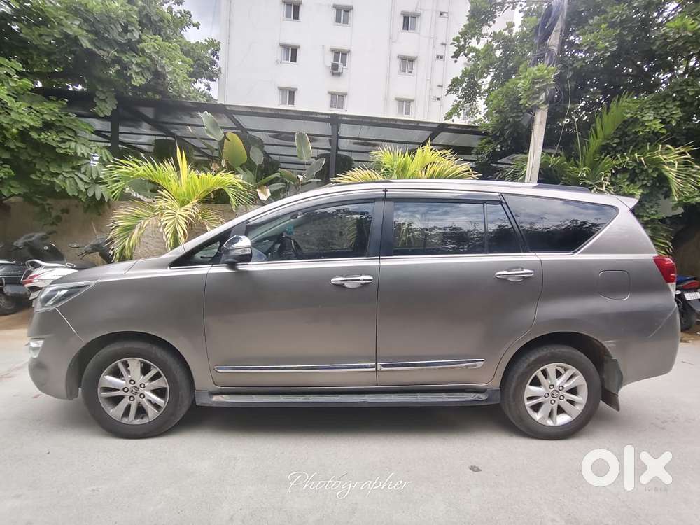 Toyota Innova Crysta 2.4 Z 7 Str, 2017, Diesel