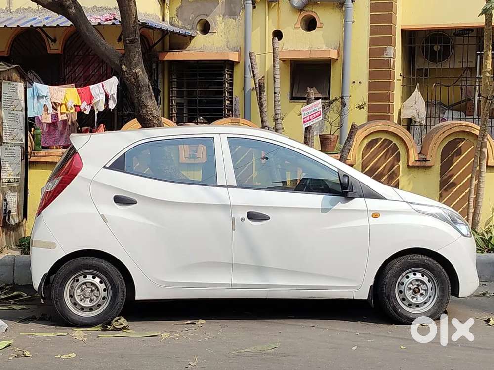 Hyundai Eon 2014 Petrol 17300 Km Driven