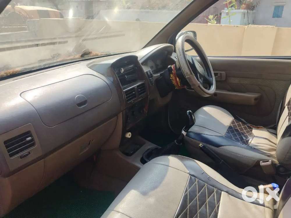Chevrolet Tavera Neo 2011