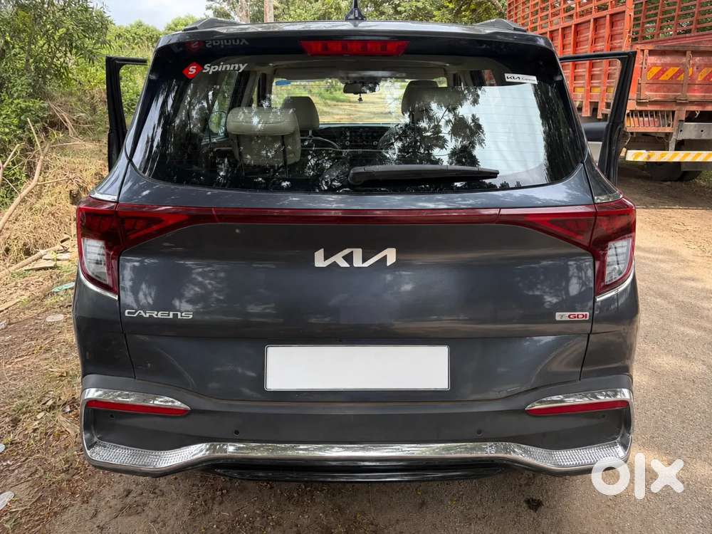 Kia Carens 1.4 Luxury Plus 6 Str, 2022, Petrol