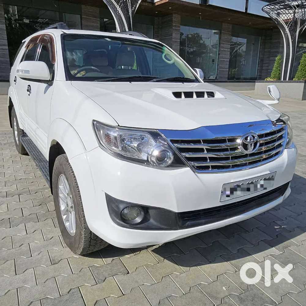 Toyota Fortuner 2012 Model 1 Lakh Running Only