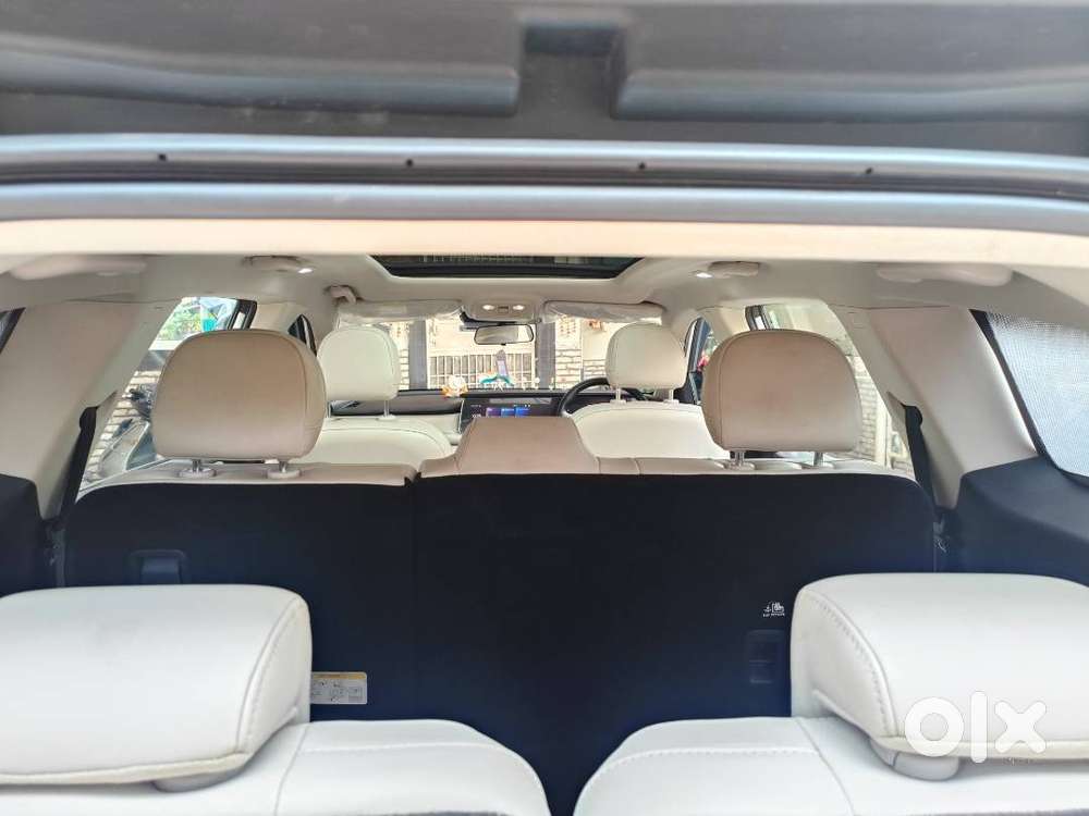 Mahindra Xuv700 Ax7 2022