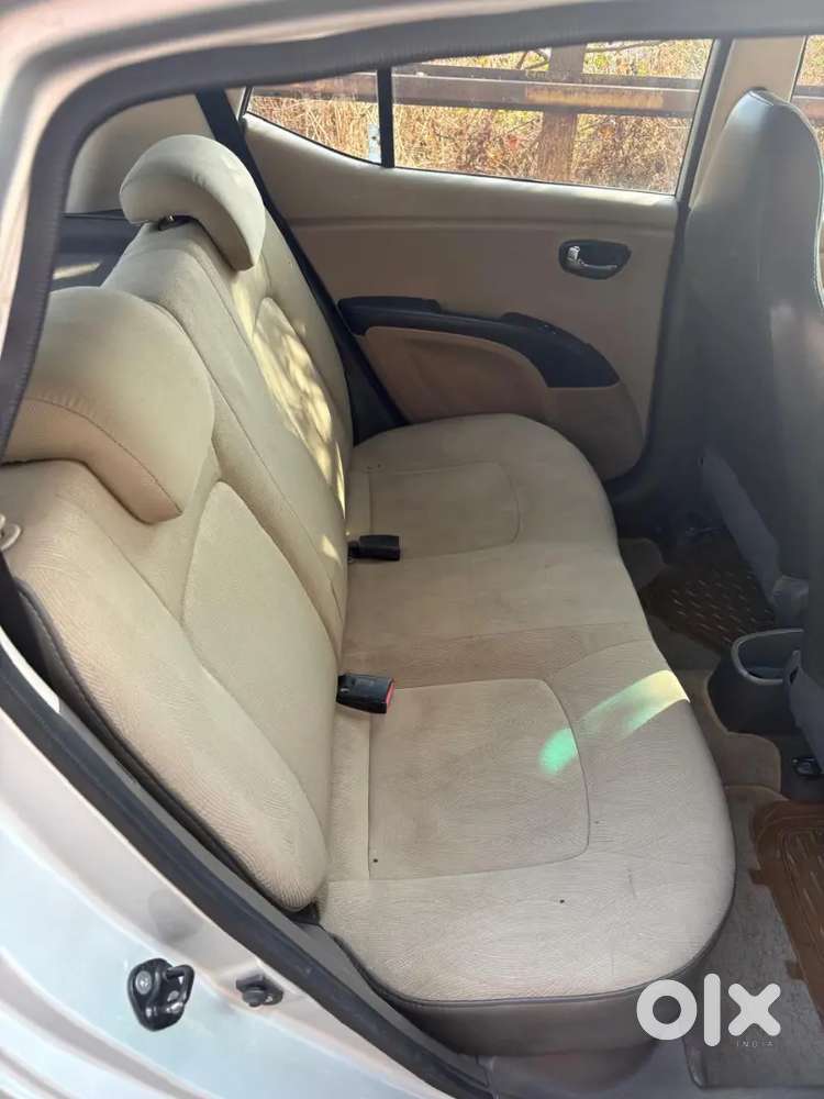 Hyundai I10 2011 Cng & Petrol 69000 Km Driven