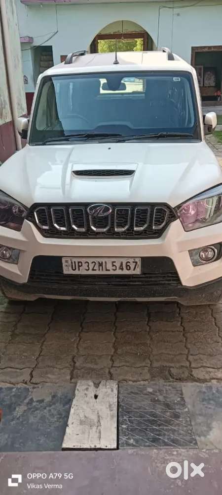 Mahindra Scorpio Classic 2021 Diesel 75000 Km Driven