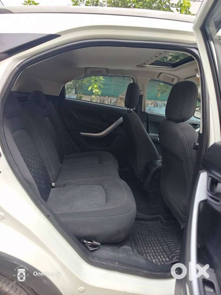 Tata Nexon 1.5 Revotorq Xm (s), 2022, Diesel
