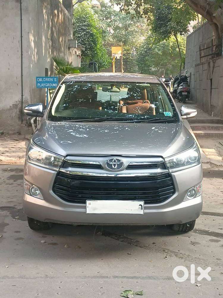 Toyota Innova Crysta 2.7 Zx At, 2016, Petrol