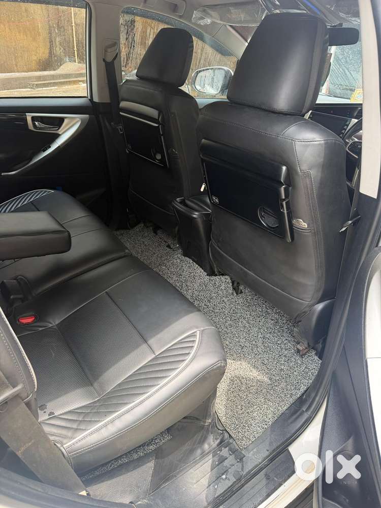 Toyota Innova Crysta 2022 Diesel Last