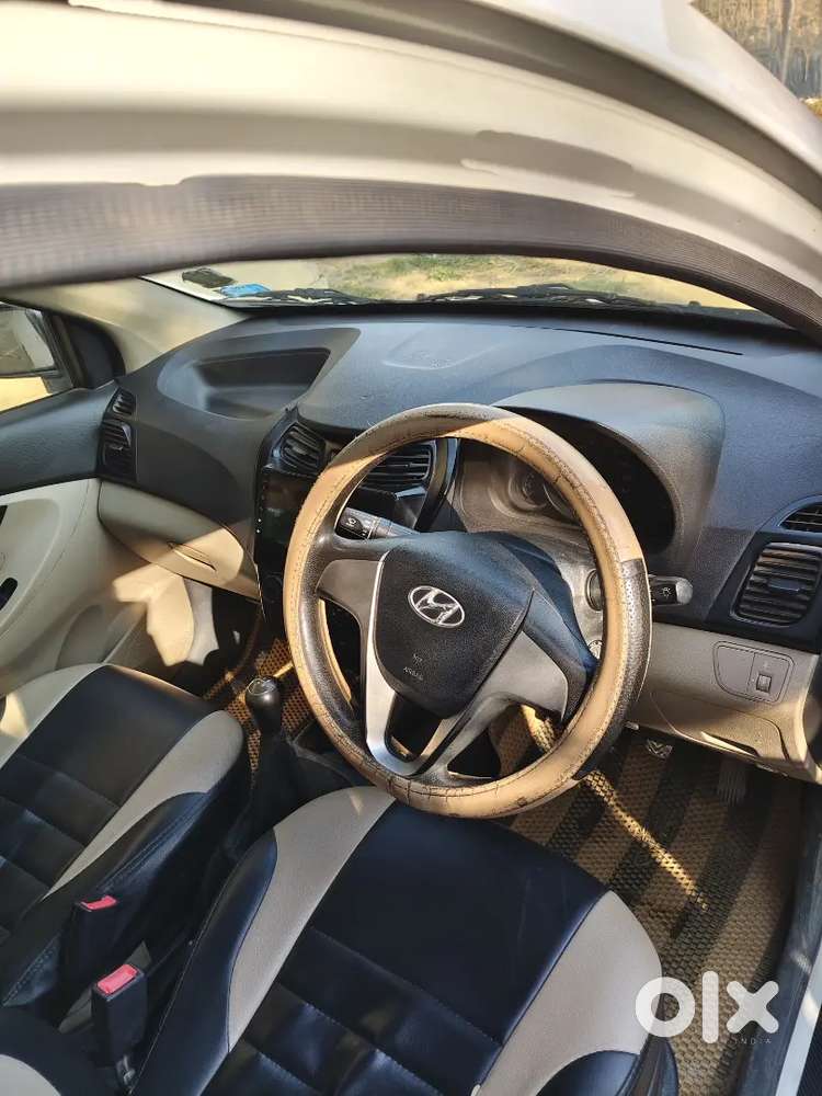 Hyundai Eon 2015 Petrol 61000 Km Driven