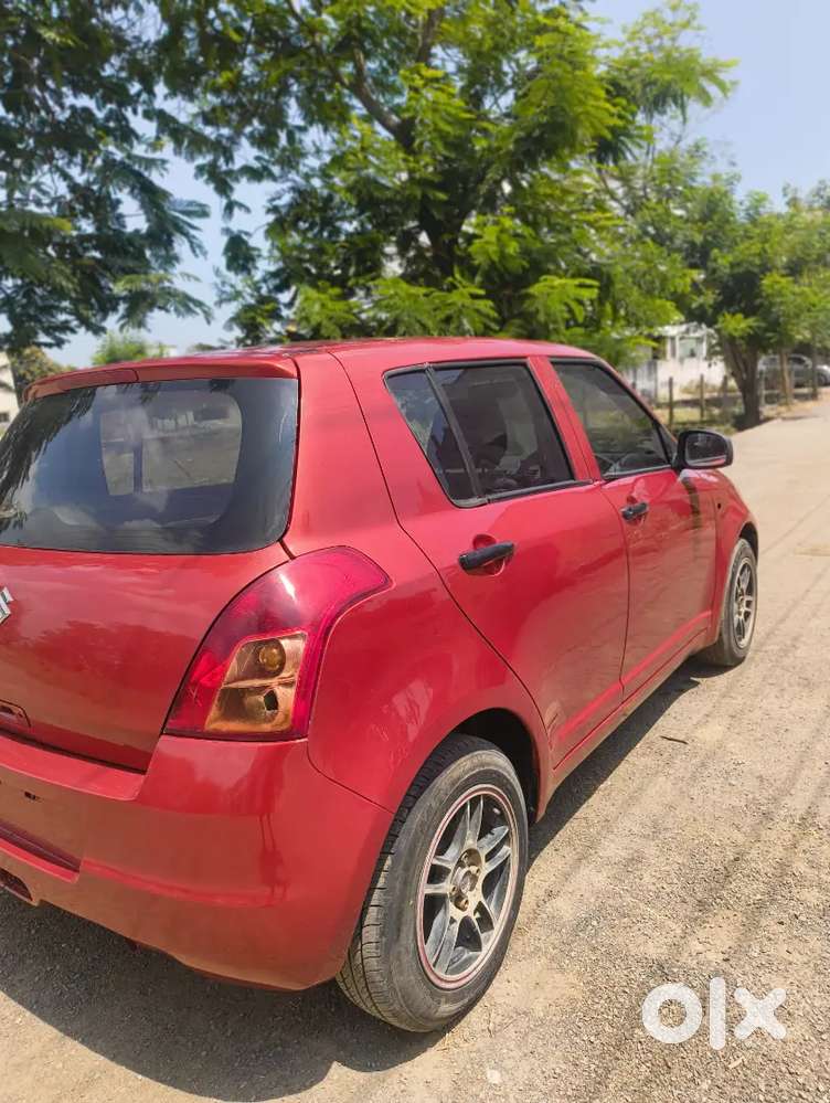 Maruti Suzuki Swift 2010 Lxi