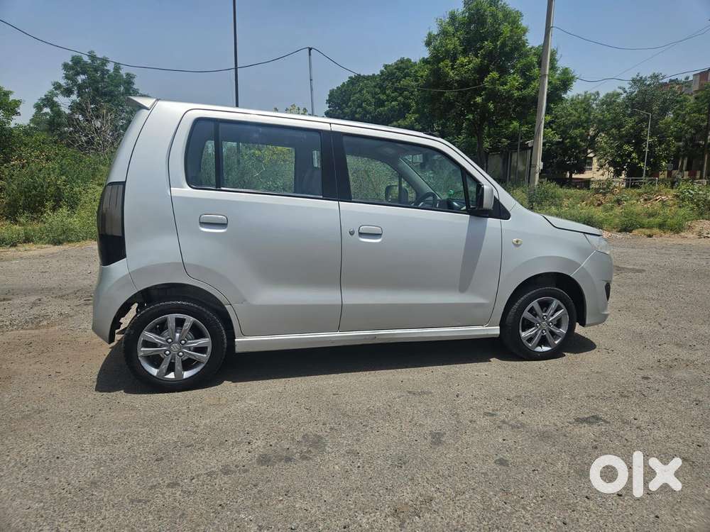 Maruti Suzuki Wagon R Stingray 1.0 Vxi Plus, 2018, Petrol