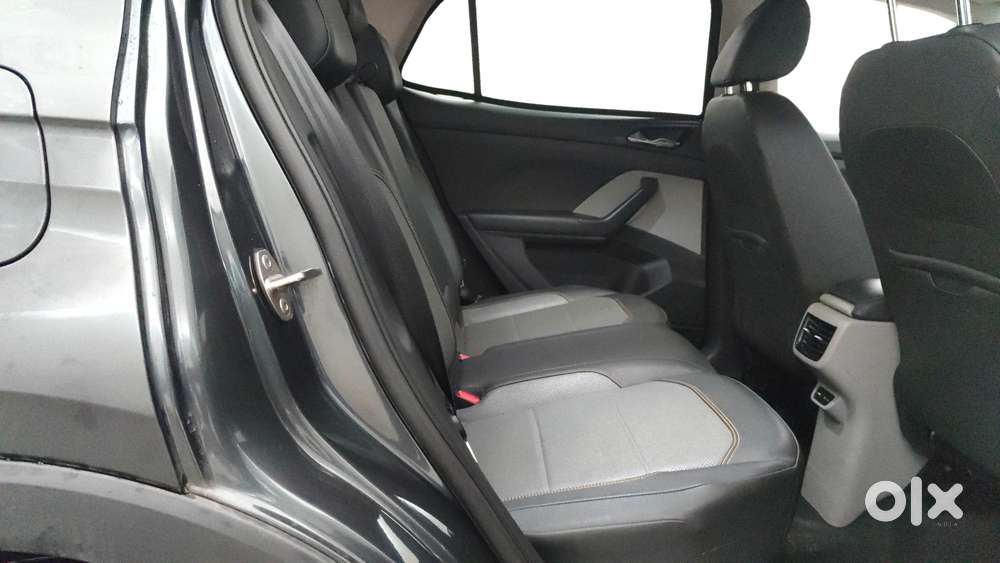 Skoda Kushaq 1.0 Tsi Style At, 2023, Petrol